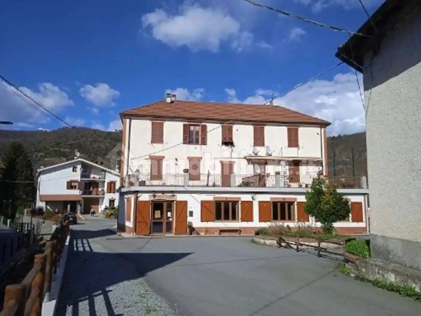 Villa in vendita a Pontinvrea