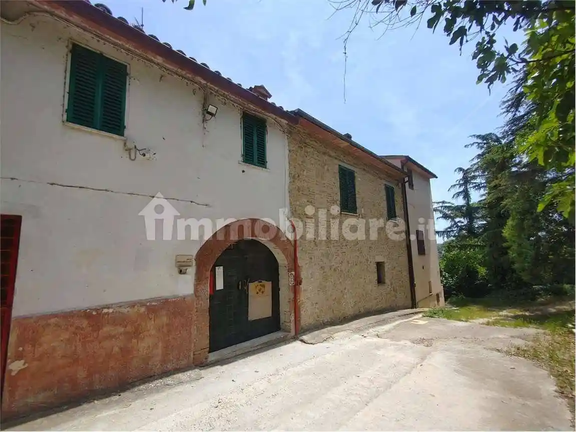 Casa indipendente in vendita a Todi