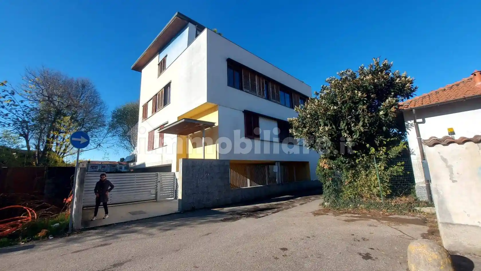 Appartamento in vendita a Busto Garolfo