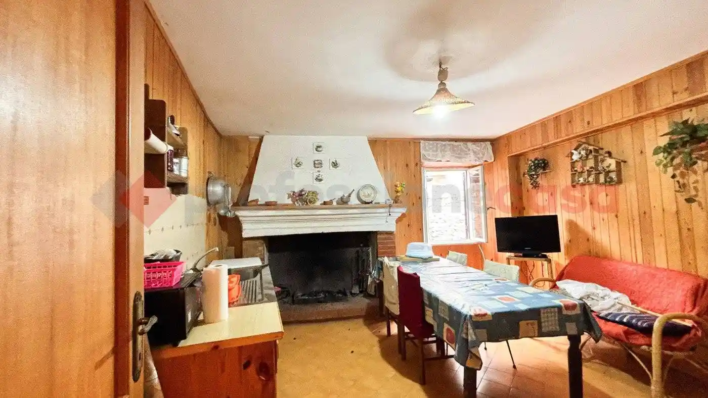 Appartamento in vendita a Vico nel Lazio