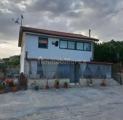 Villa in vendita a Caltanissetta