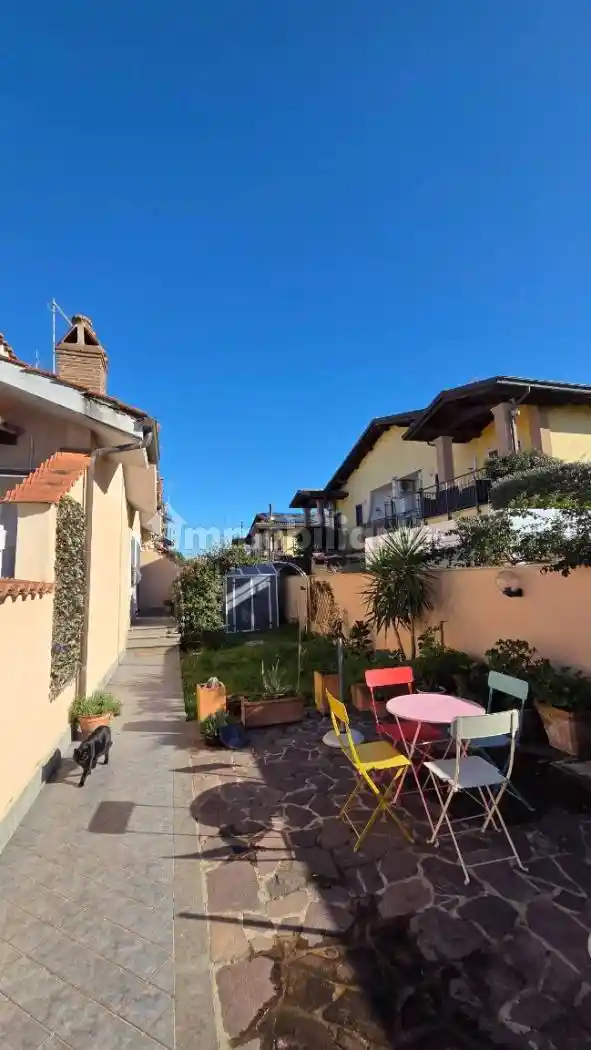 Villetta a schiera in vendita a Roma