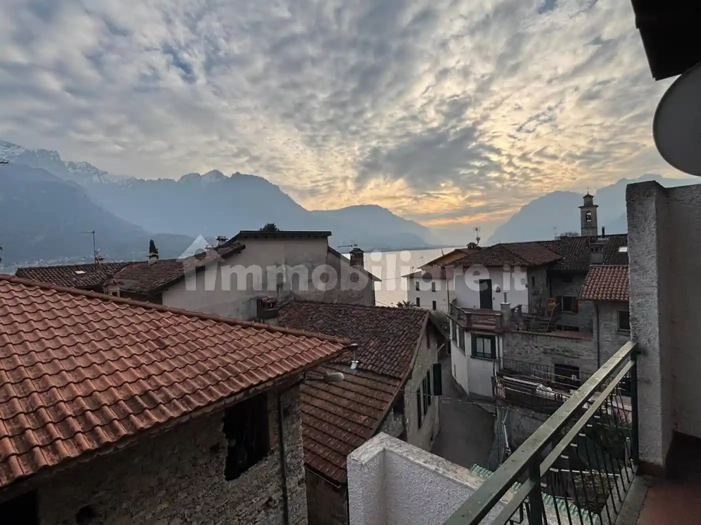 Casa indipendente in vendita a Oliveto Lario