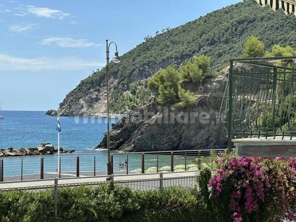 Appartamento in vendita a Moneglia