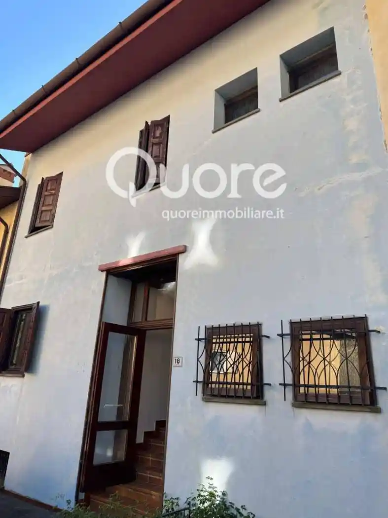 Villetta a schiera in vendita a Trasaghis