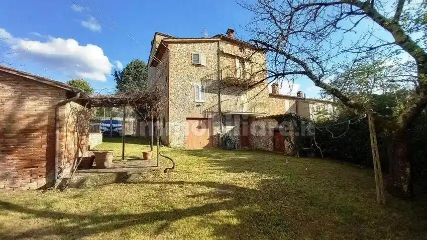 Rustico - Casale in vendita a Monteleone d'Orvieto