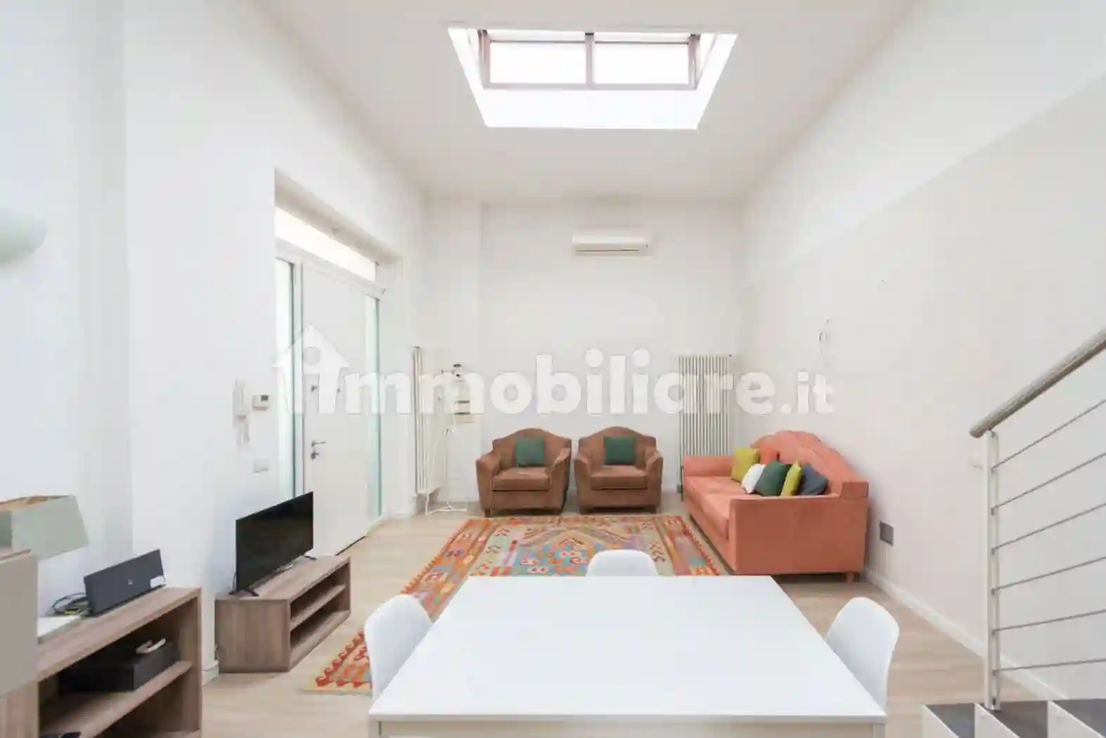 Loft - foto 4