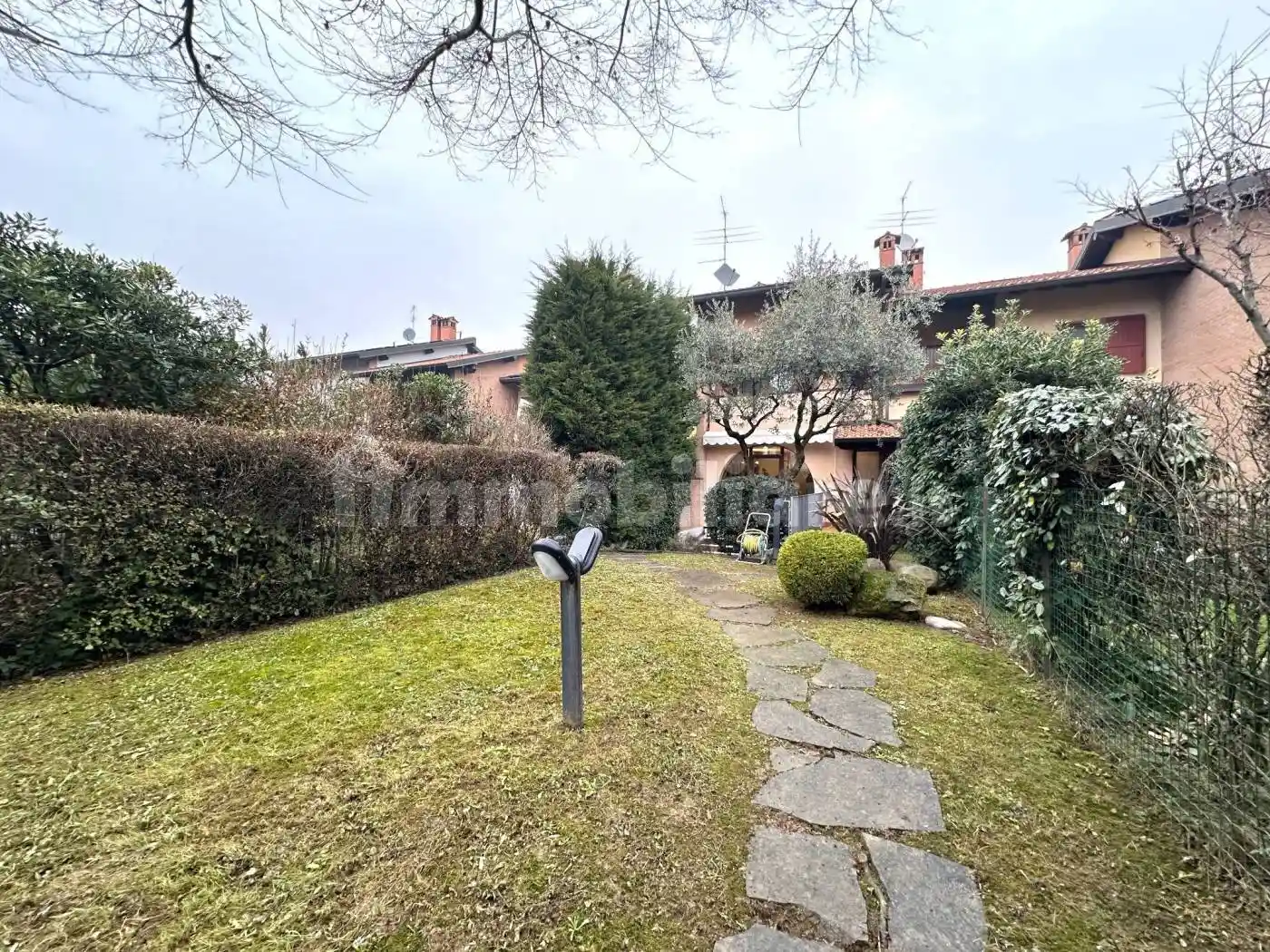 Villetta a schiera in vendita a Gorle