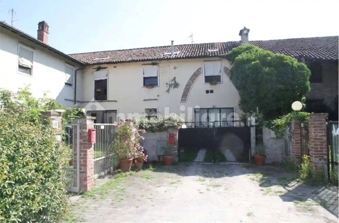 Appartamento in vendita a Zerbolò