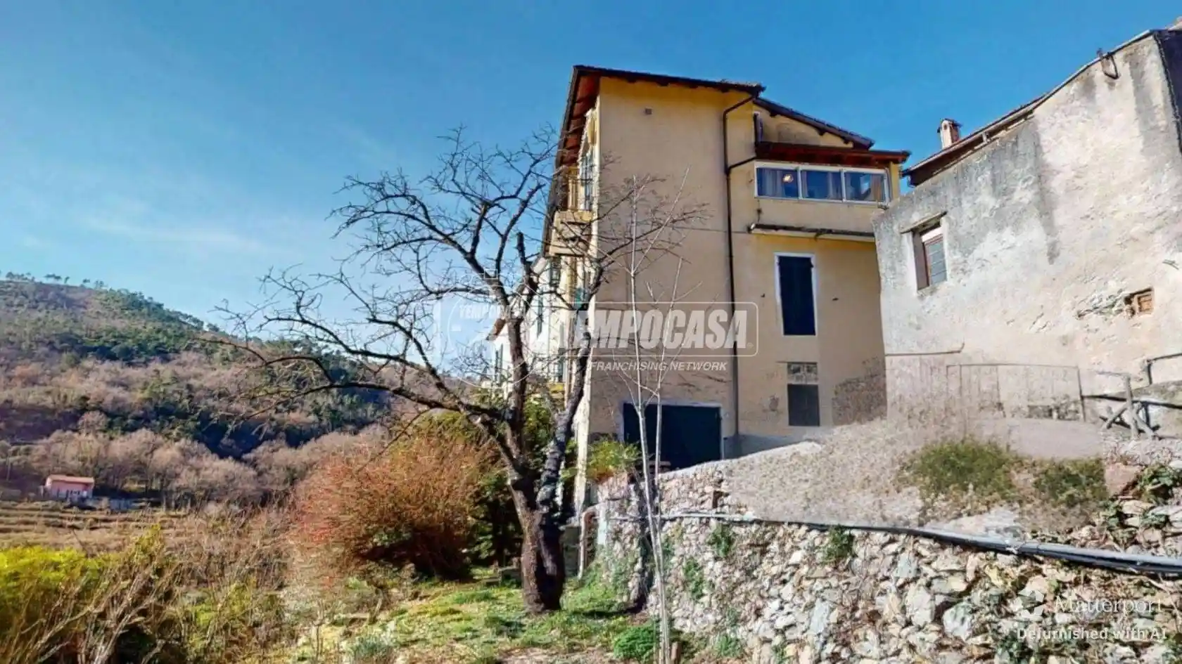 Appartamento in vendita a Calice Ligure