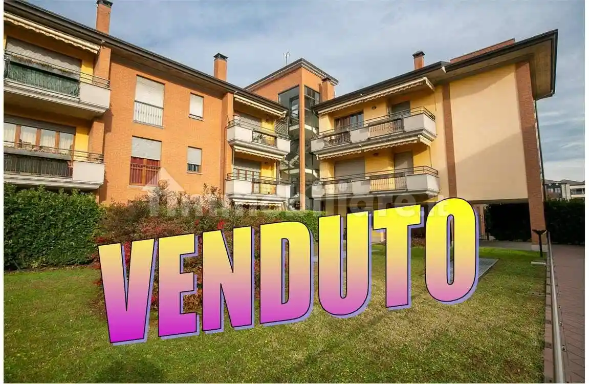 Appartamento in vendita a Desio