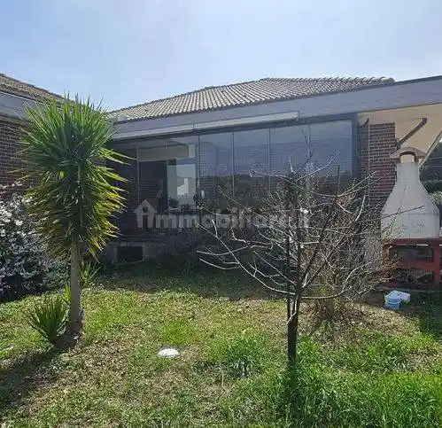 Villa in vendita a Piana degli Albanesi