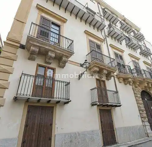 Appartamento in affitto a Palermo