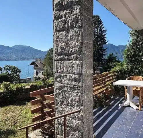 Villa in vendita a Oggebbio