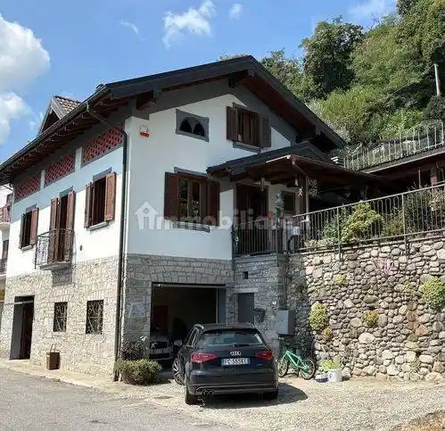 Villa in vendita a Oggebbio