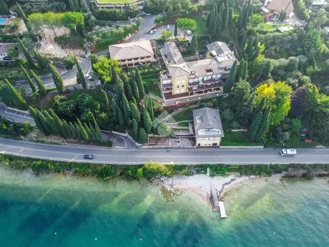 Appartamento in vendita a Torri del Benaco