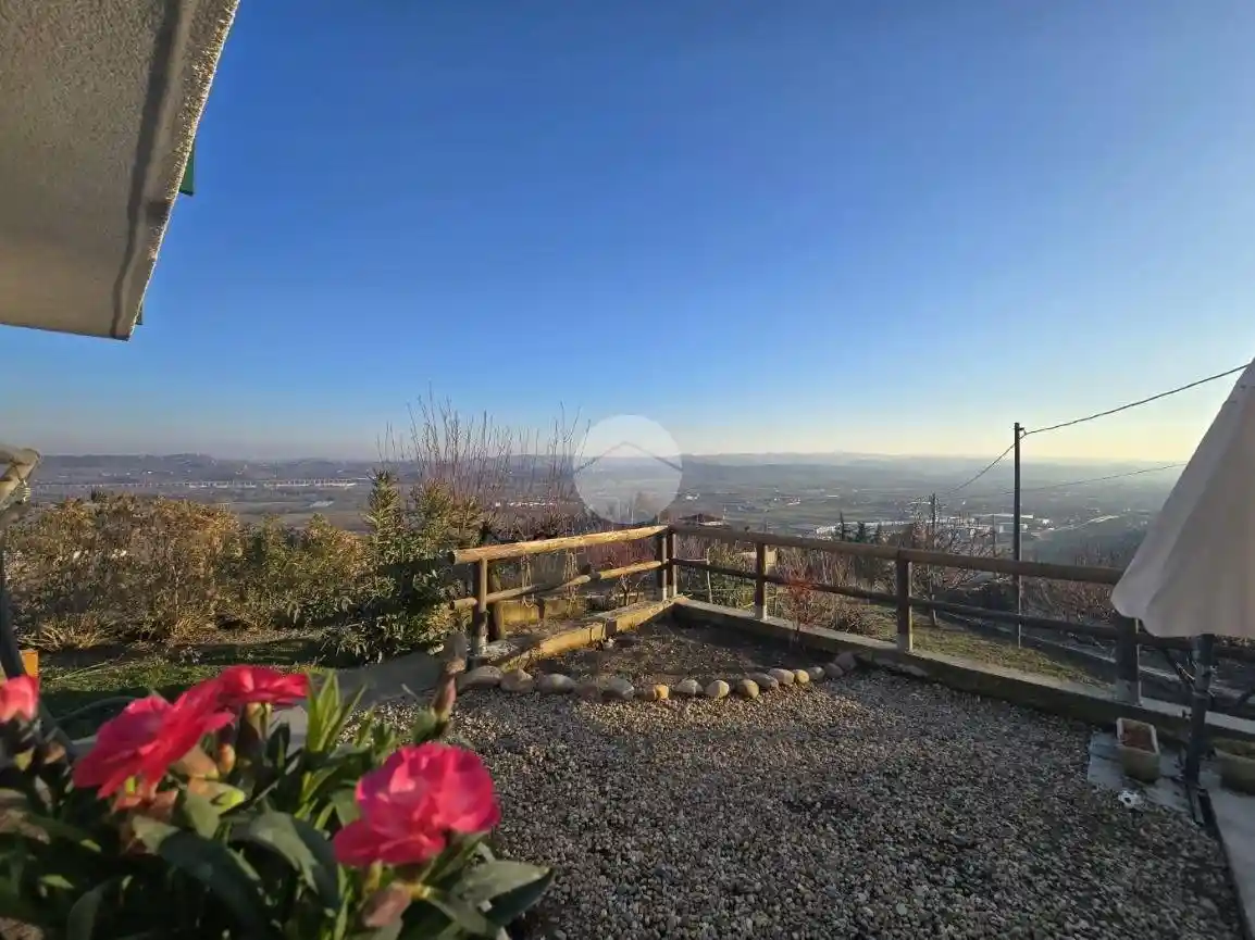 Villa in vendita a Govone