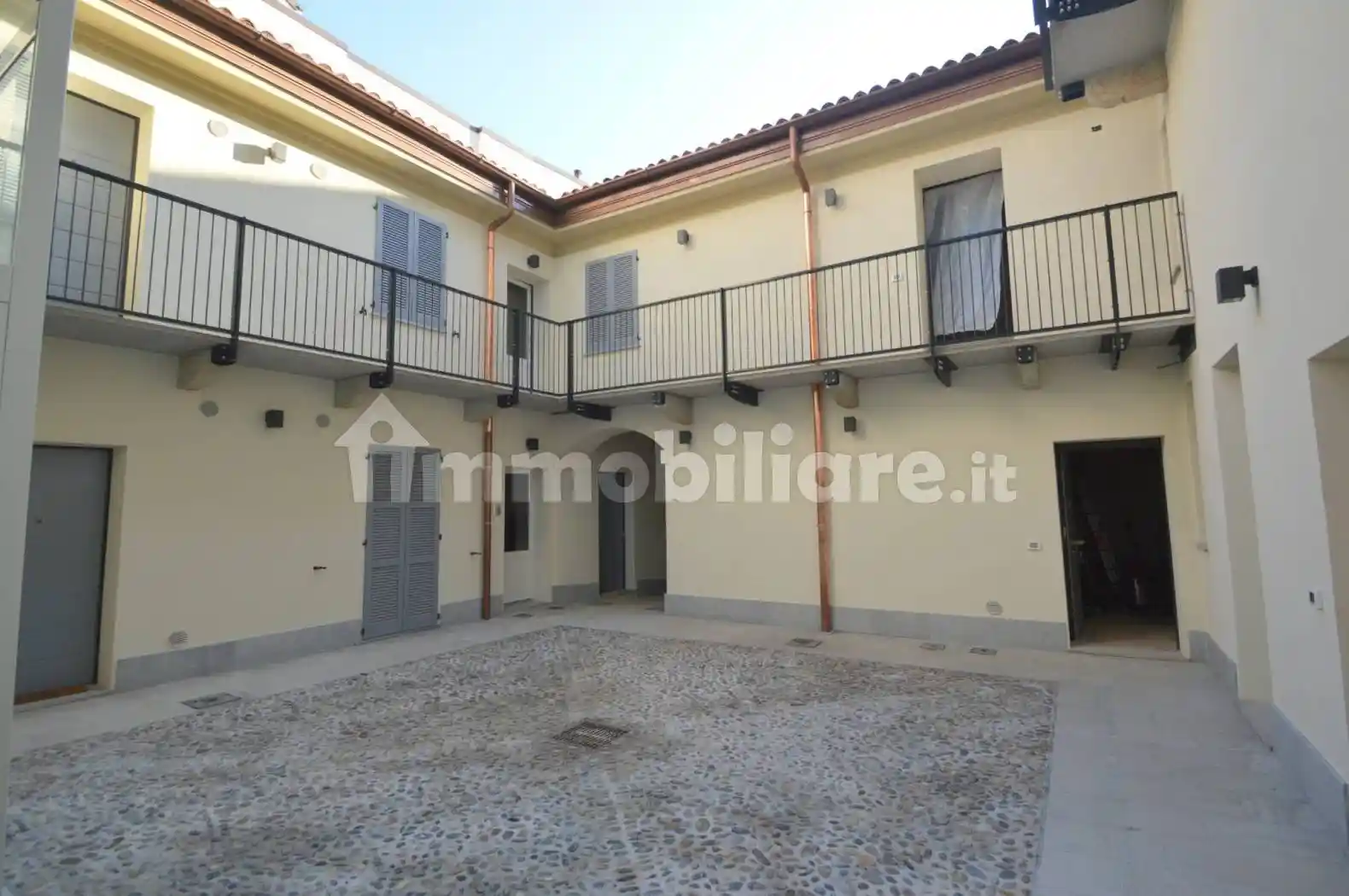 Appartamento in vendita a Pavia