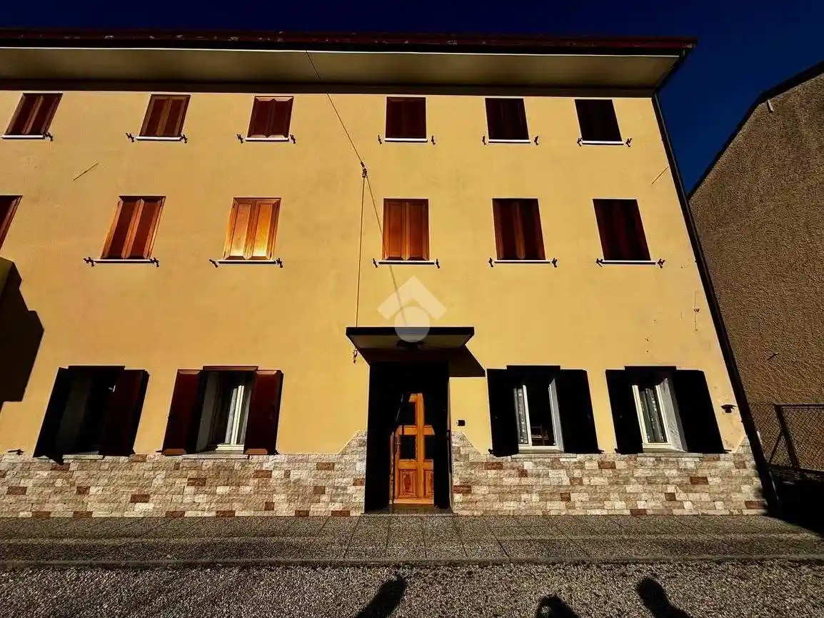 Casa indipendente in vendita a Sernaglia della Battaglia