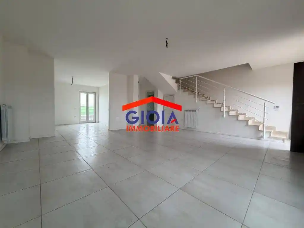 Appartamento in vendita a Mondragone