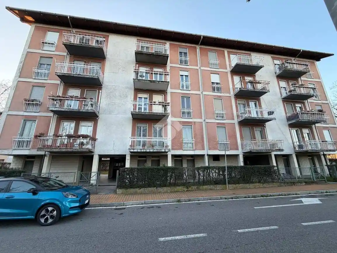 Appartamento in vendita a Novara