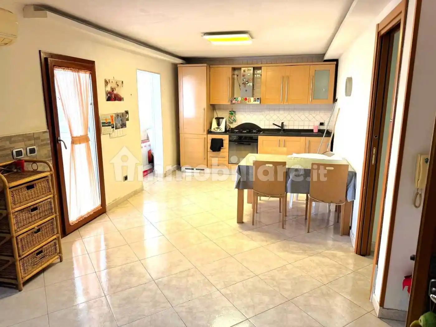 Appartamento in vendita a Napoli