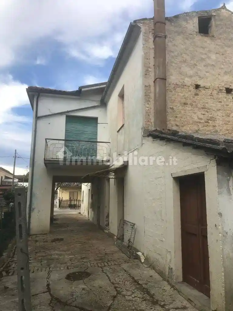 Appartamento in vendita a Alanno