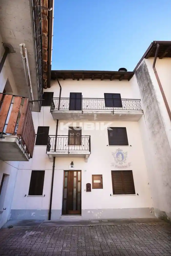 Villa in vendita a Verzegnis