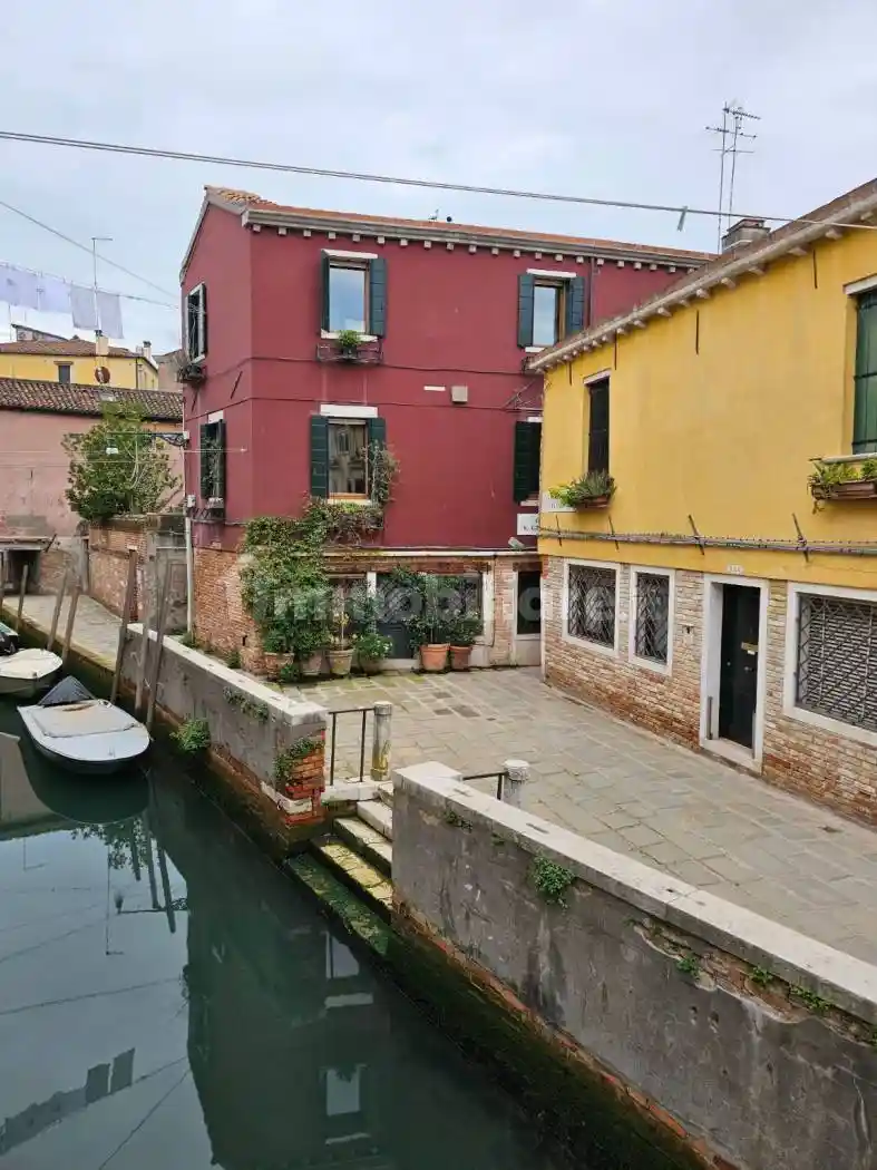 Casa indipendente in affitto a Venezia