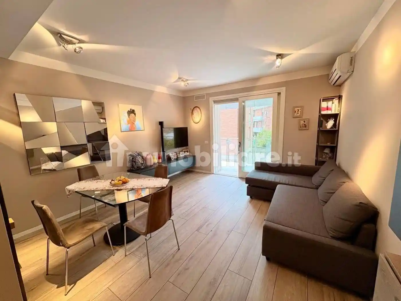 Appartamento in vendita a Modena