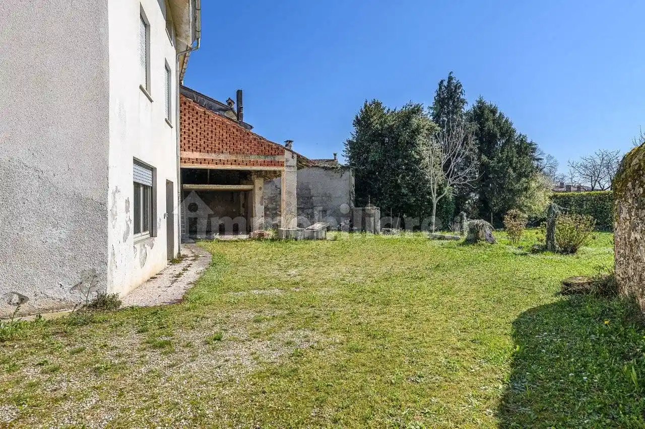 Villa in vendita a Santorso