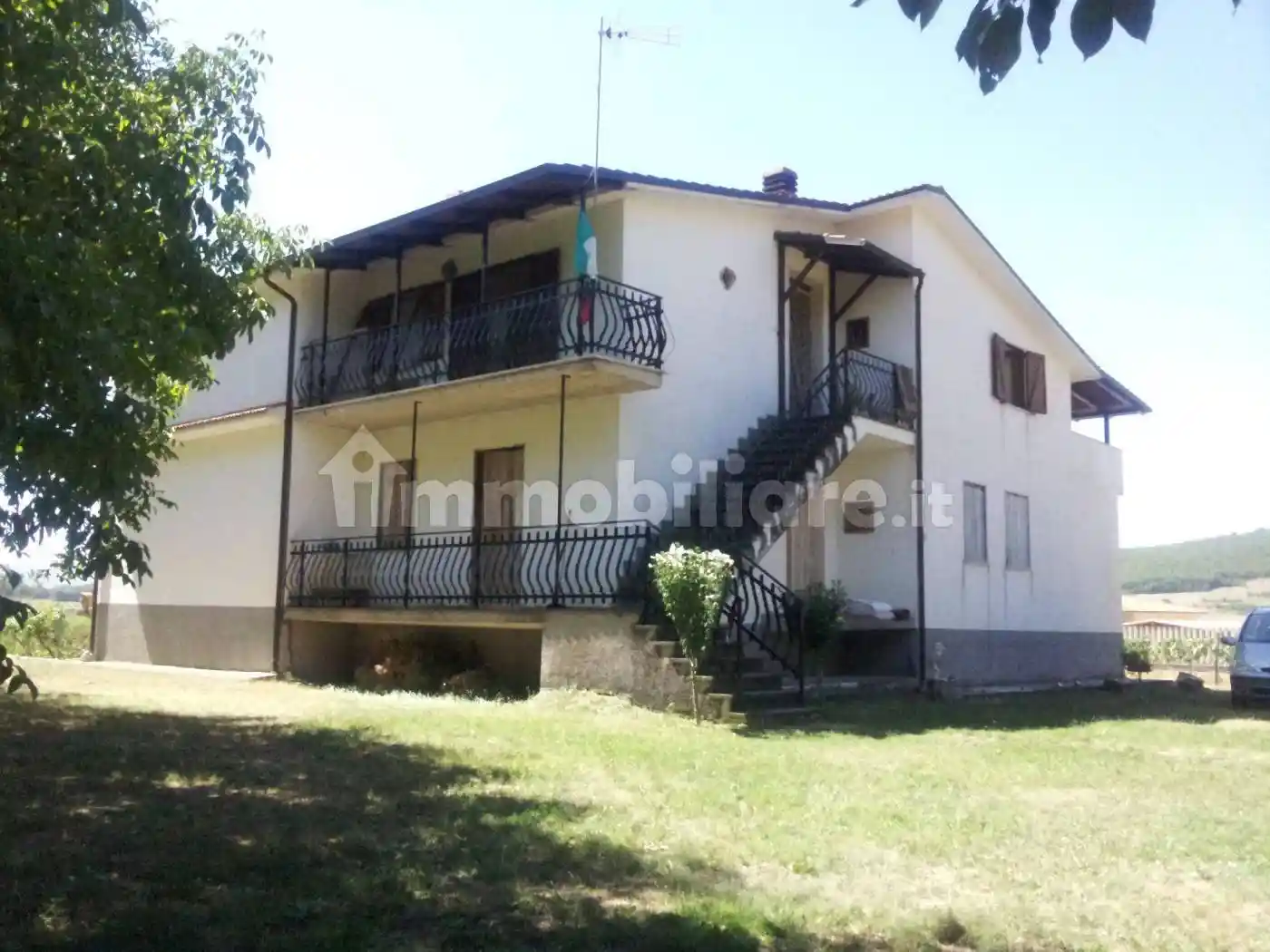 Palazzo - Edificio in vendita a Borgorose