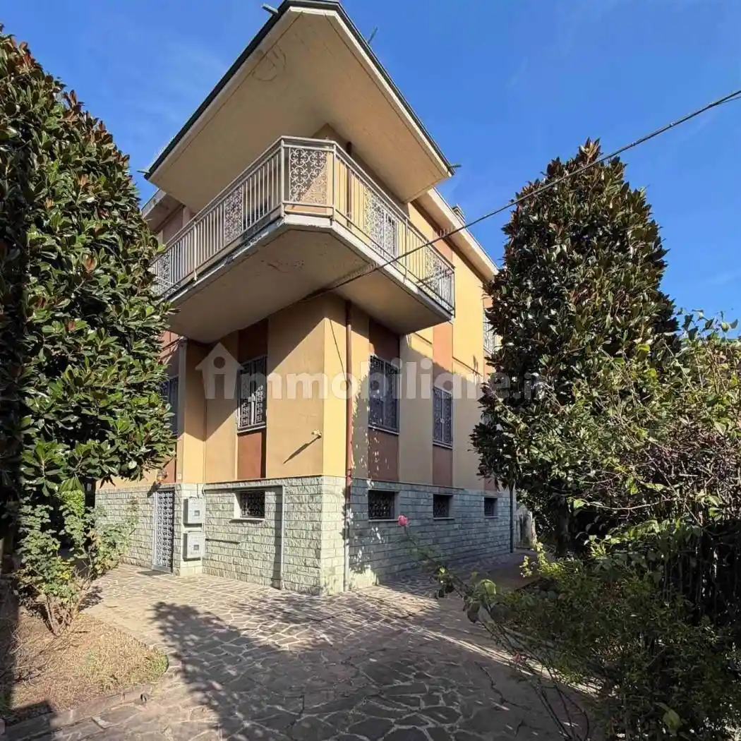 Villa in vendita a Modena