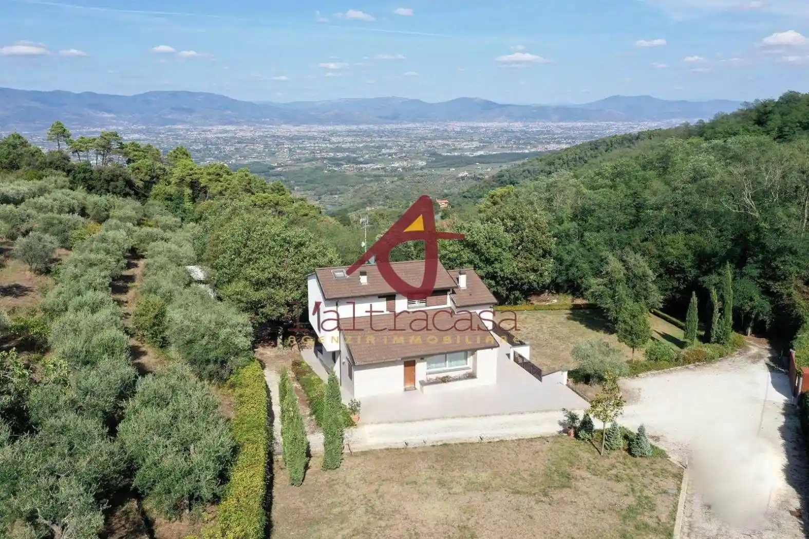 Villa in vendita a Lamporecchio