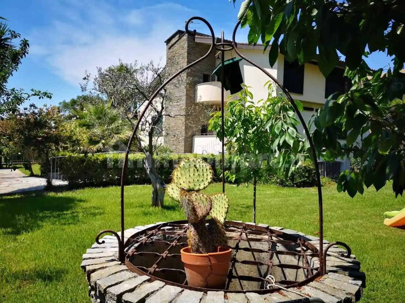 Appartamento in vendita a Livorno