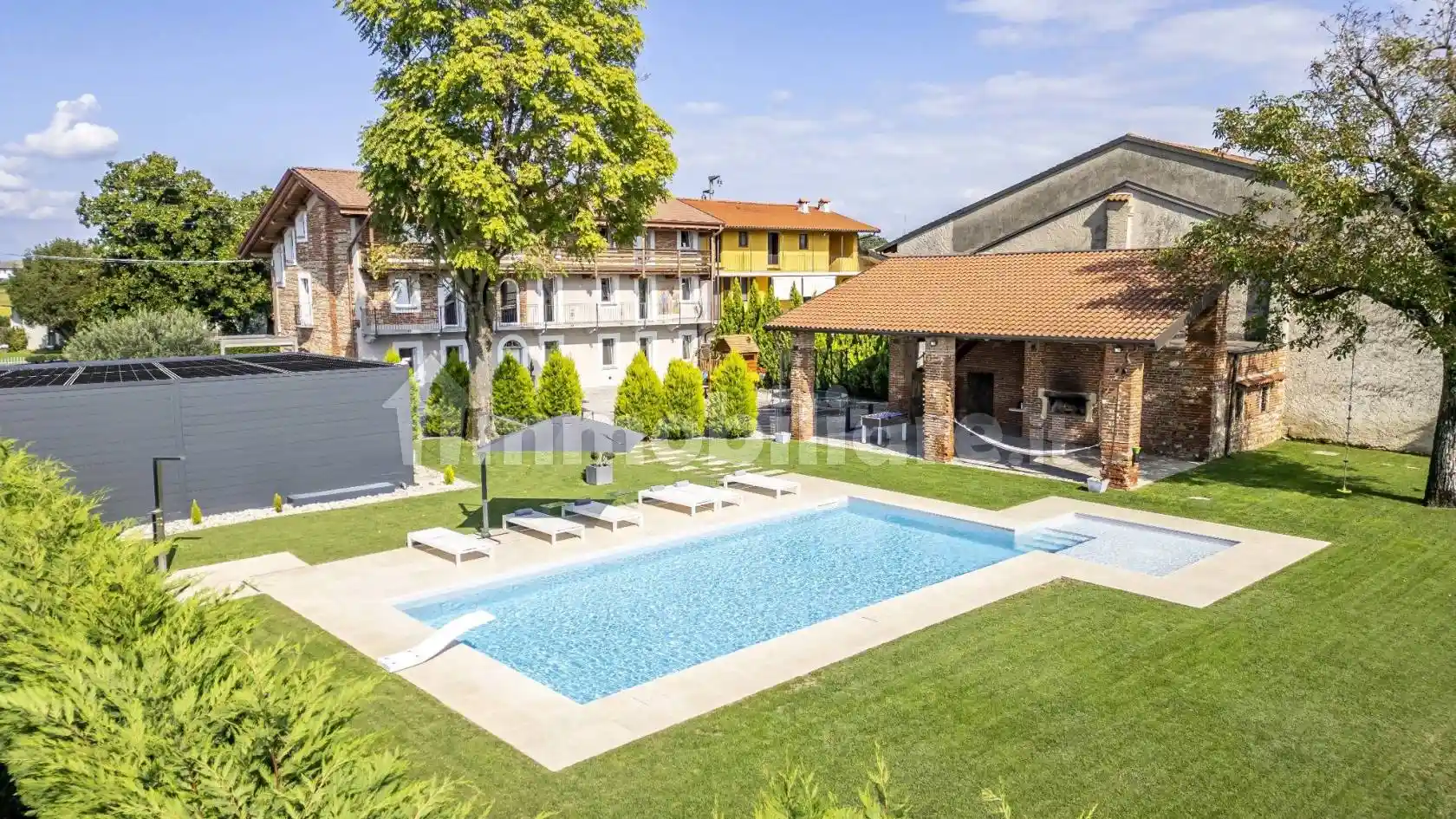 Rustico - Casale in vendita a Oleggio