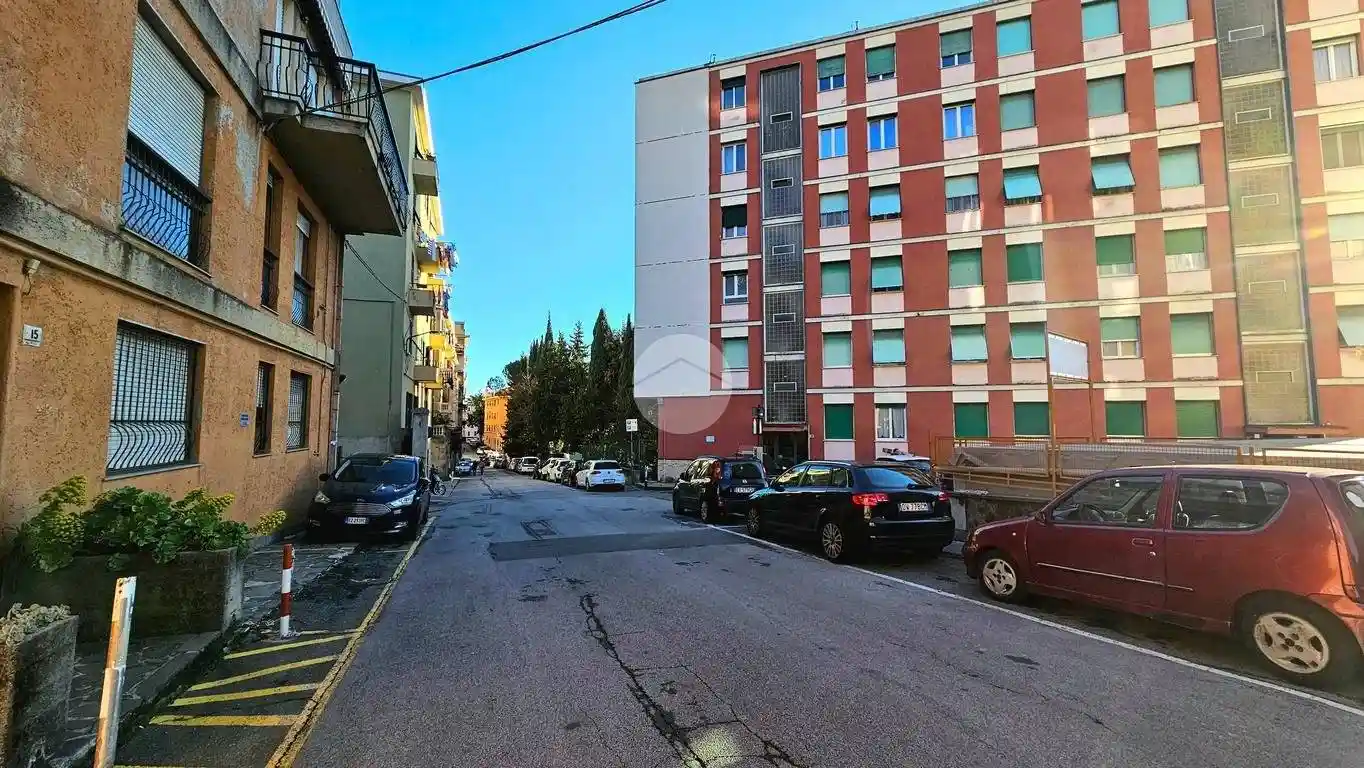 Appartamento in vendita a Genova