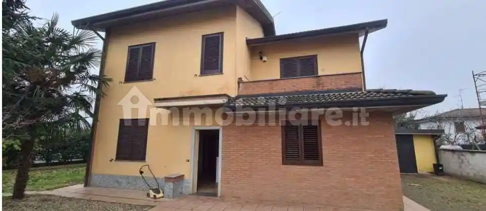 Villa in vendita a Caselle Lurani