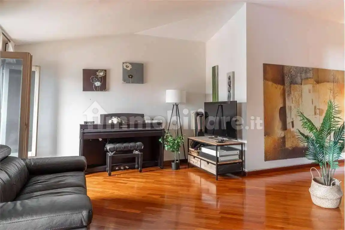 Appartamento in vendita a Modena