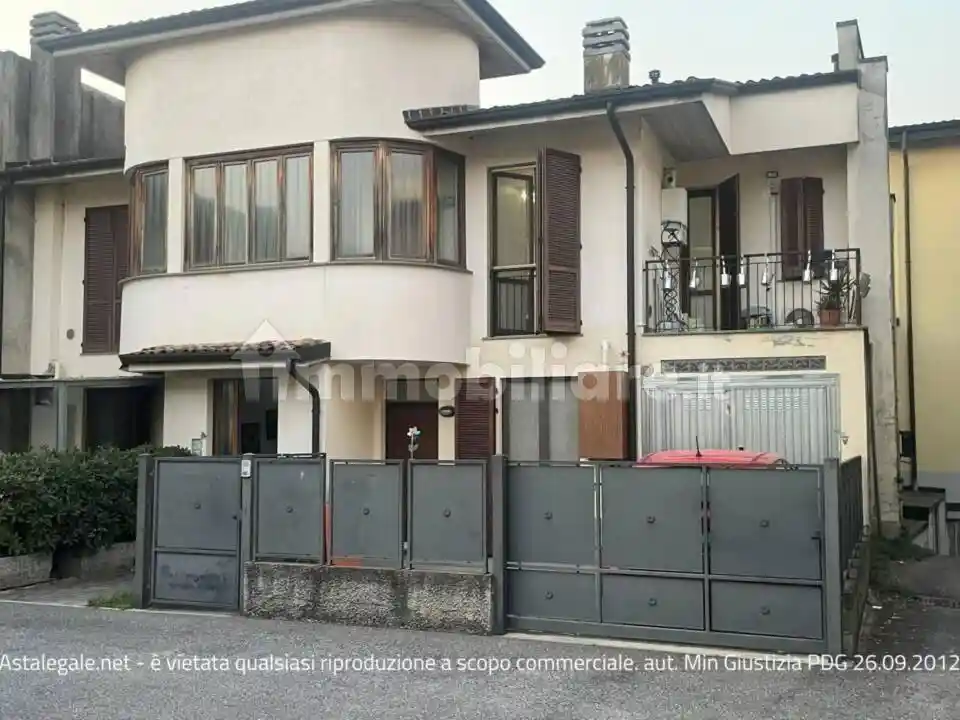 Appartamento in vendita a Vailate