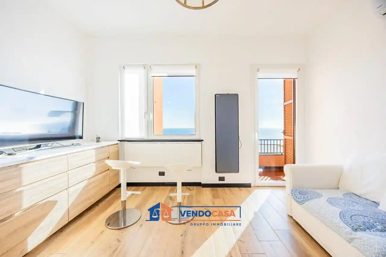 Appartamento in vendita a Varazze