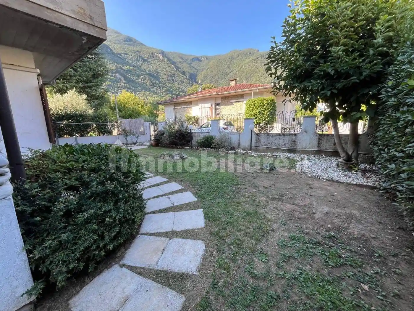 Casa indipendente in vendita a Camaiore