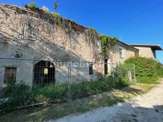 Rustico - Casale in vendita a San Mauro Pascoli