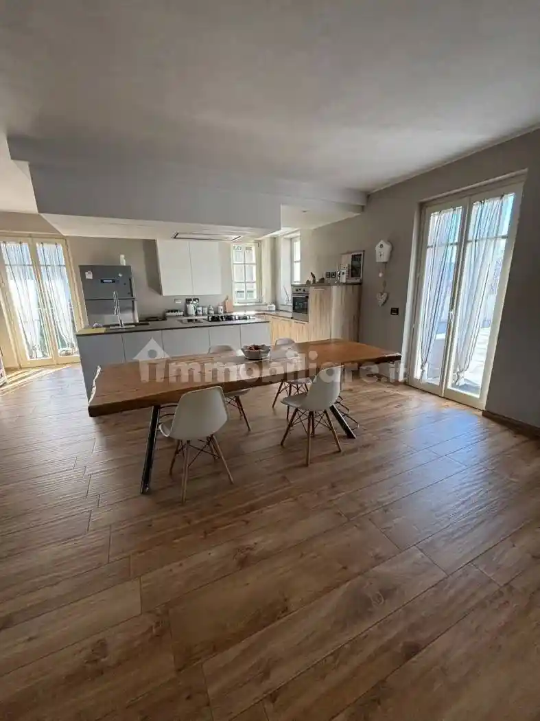 Villa in vendita a Boves