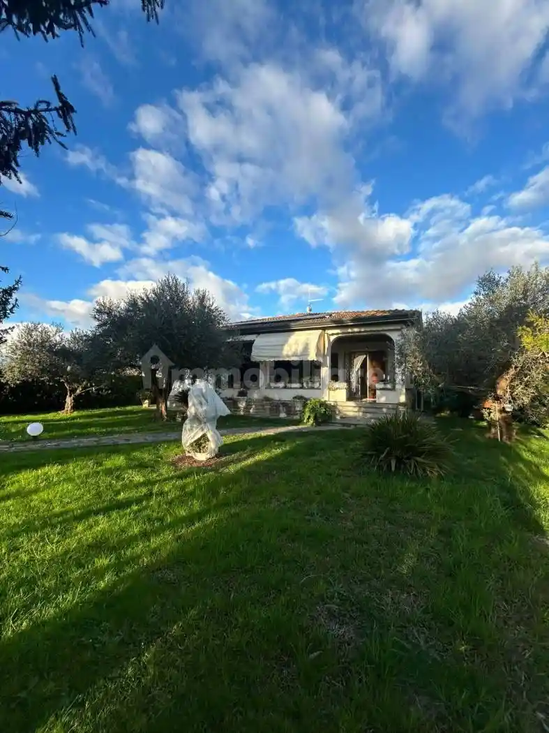 Villa in vendita a Pietrasanta