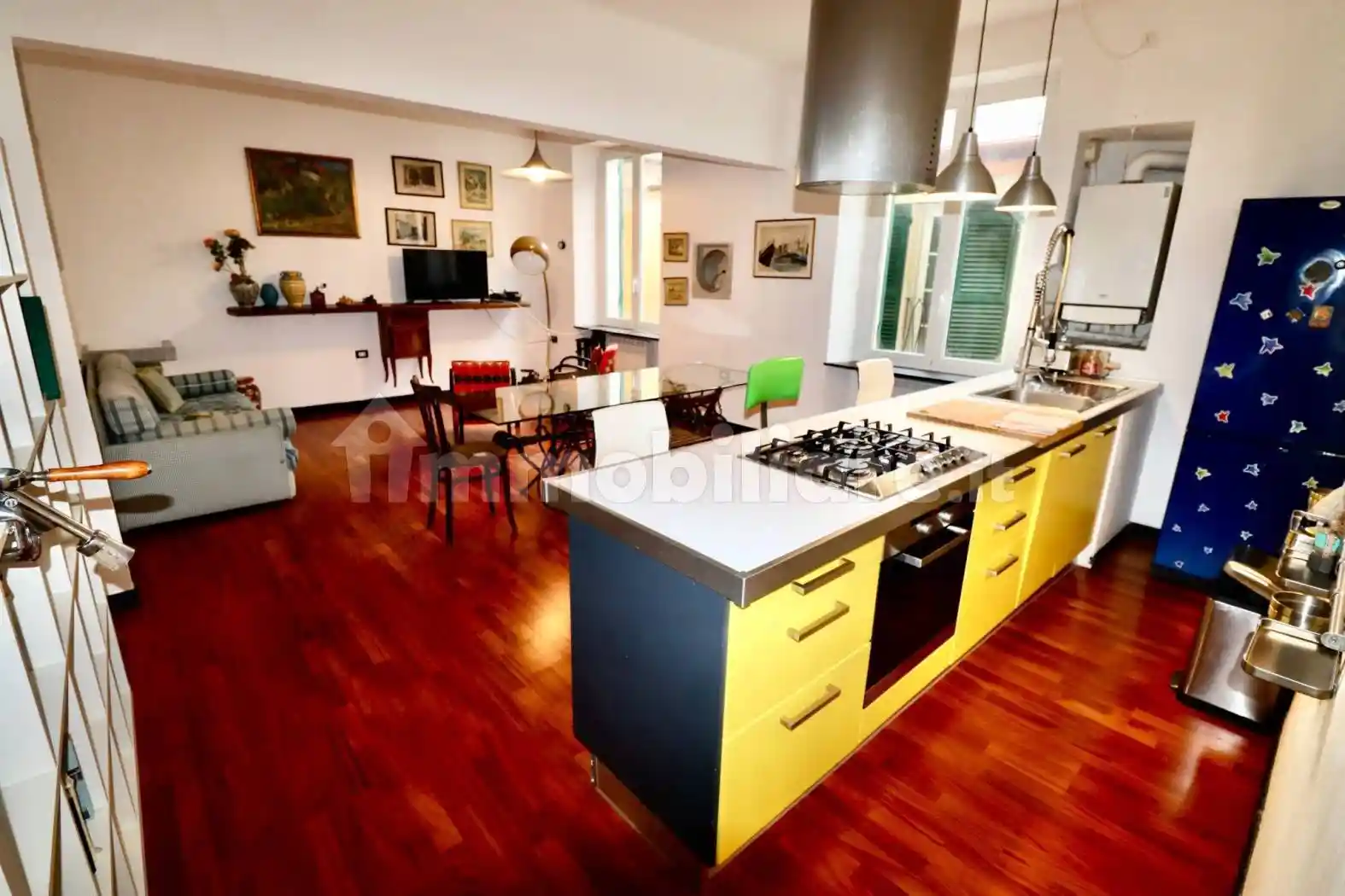 Appartamento in vendita a Genova