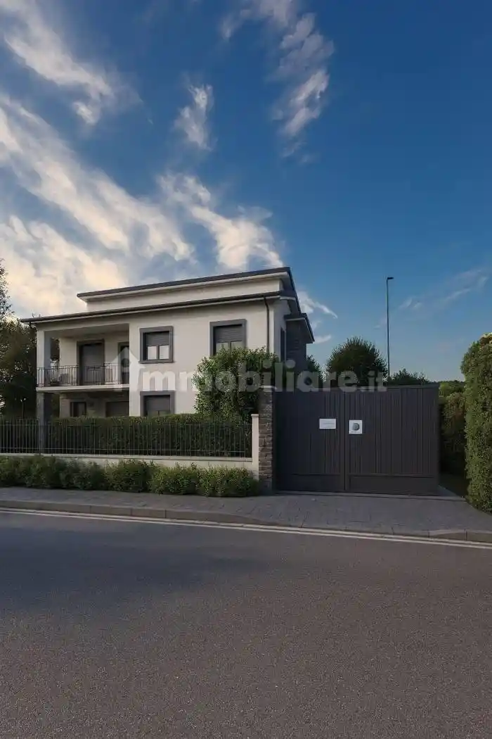 Appartamento in vendita a Monza