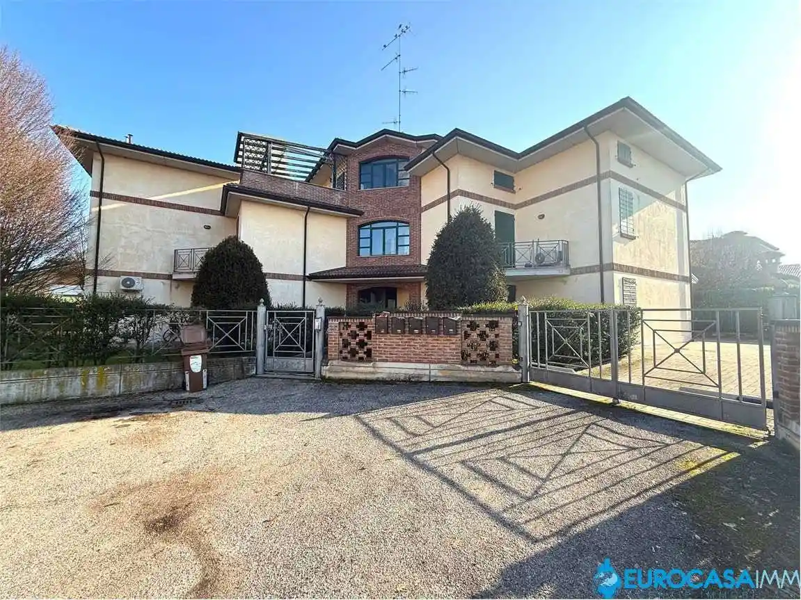 Appartamento in vendita a Fabbrico