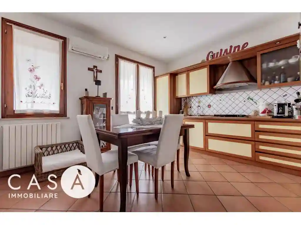 Villetta a schiera - foto 2