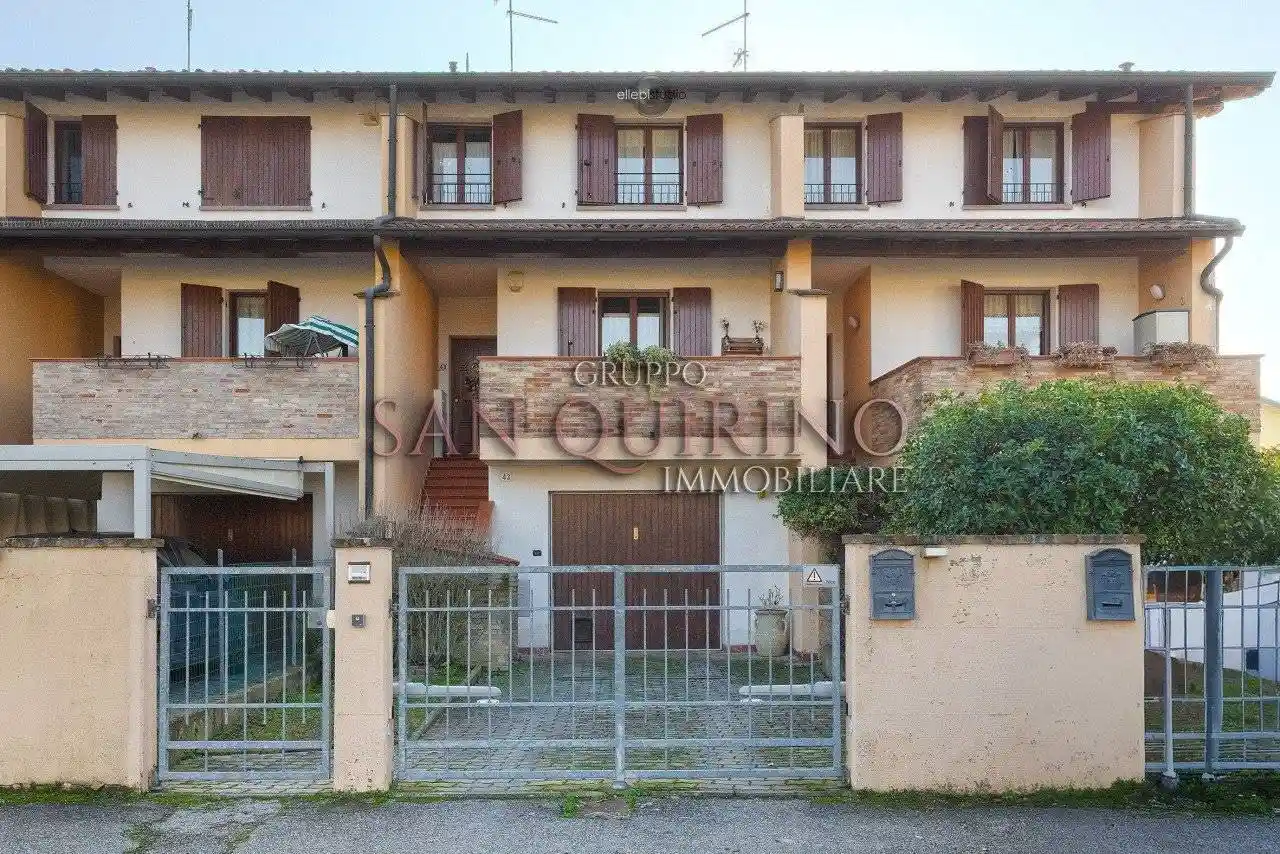 Villetta a schiera in vendita a Gualtieri